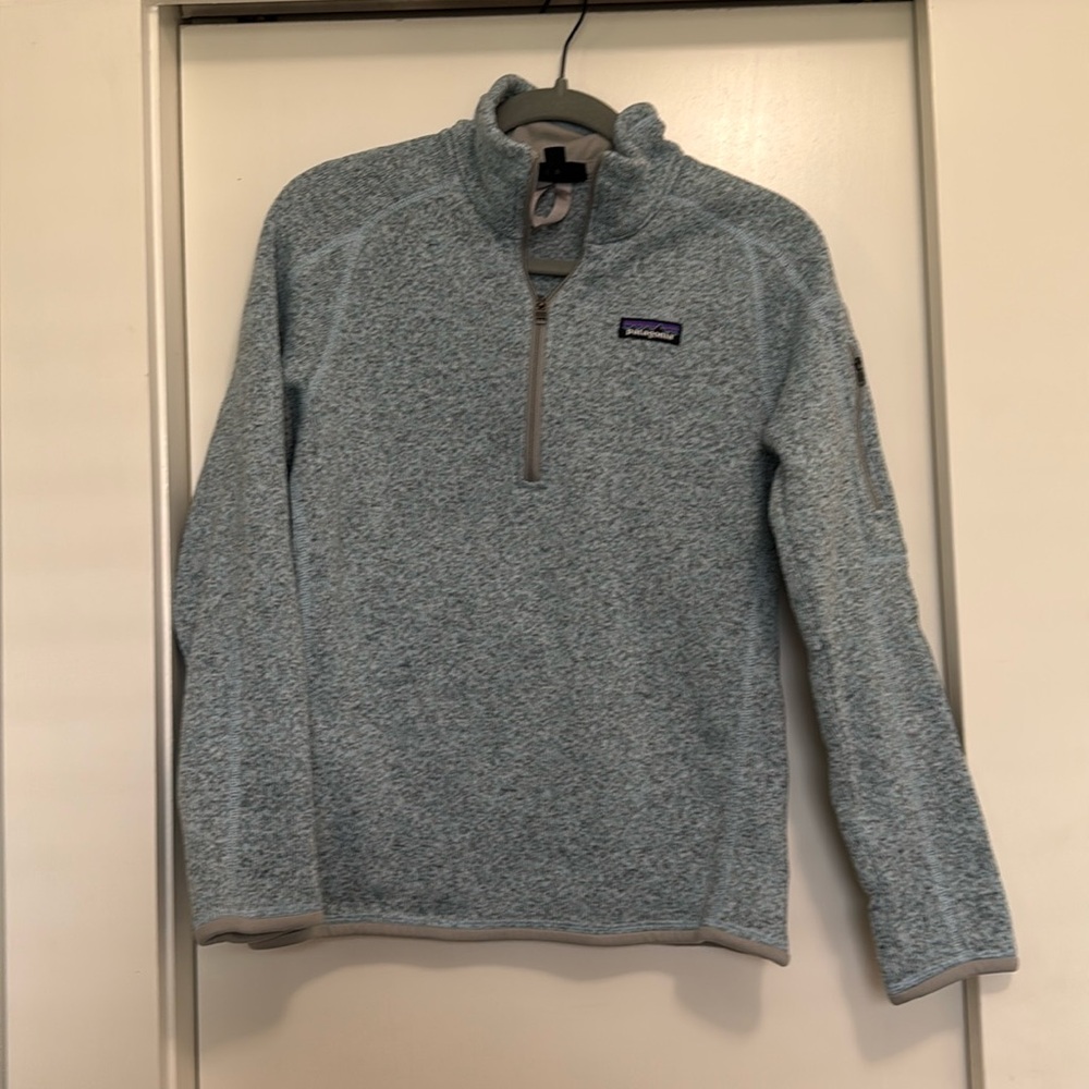 Heathered Blue Patagonia Quarter zip